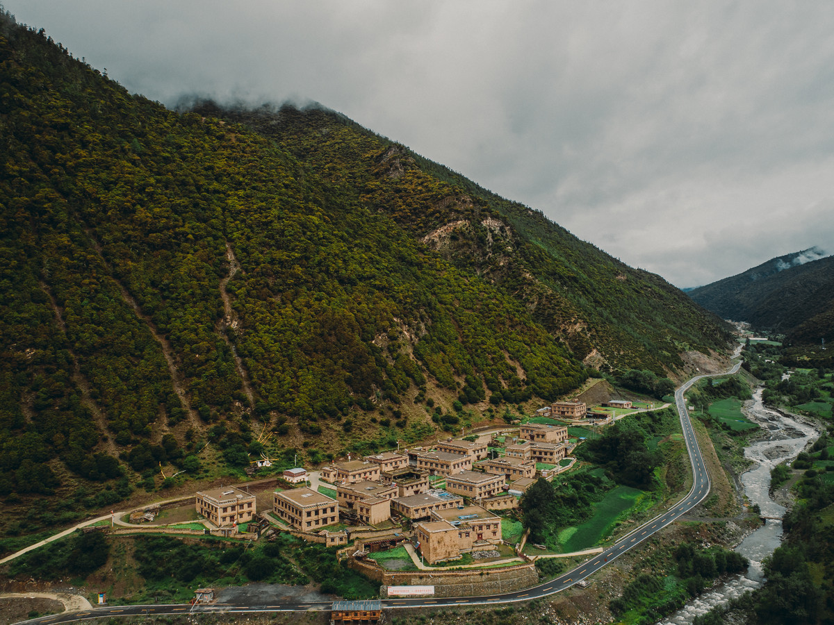 入选天下旅游减贫百大案例，，四川这个43户人家的高原村寨成网红打卡地