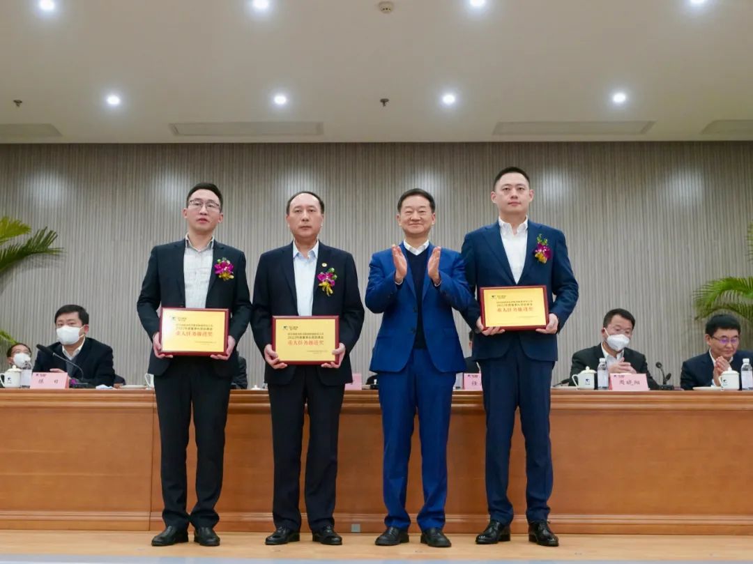 0788bef7-7335-491e-be83-370bc92e1408