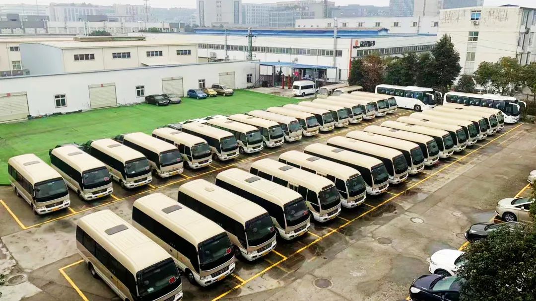 省k1体育集团礼宾车队天天“体检” 全力包管大运会用车清静