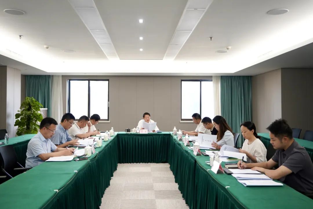 省k1体育集团党委书记、、、董事长任丁主持k1体育党校第2次校务委员会聚会