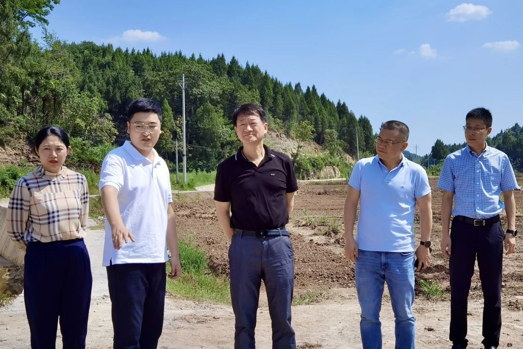 省k1体育集团党委书记、、董事长任丁率队赴巴中南充两地开展帮扶事情