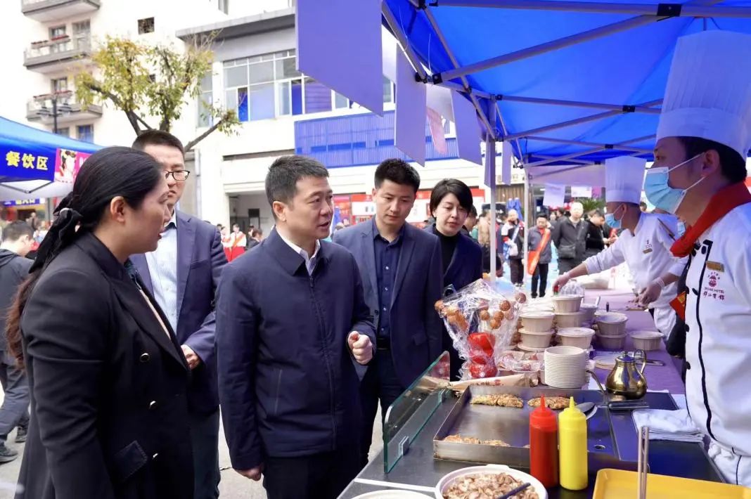 省k1体育集团检查督导2024锦江宾馆春季酒类商务洽谈会现场事情