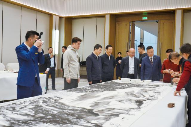 墨韵承千年 图画绘新篇——省政协字画研究院作品捐赠活动在金牛宾馆举行