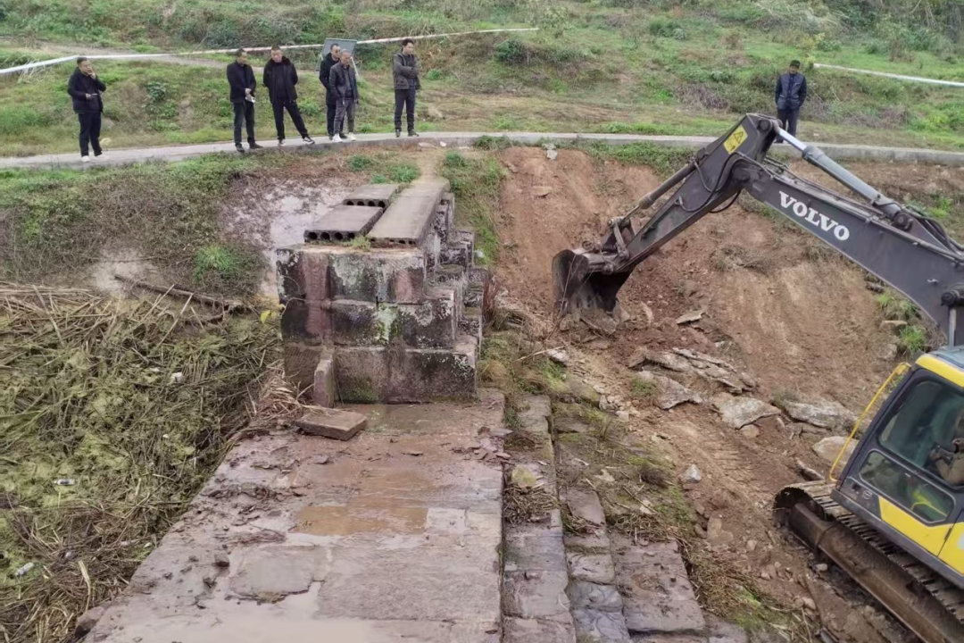 6dd19882-b886-4b6b-bd1b-1c145dd8d8bb